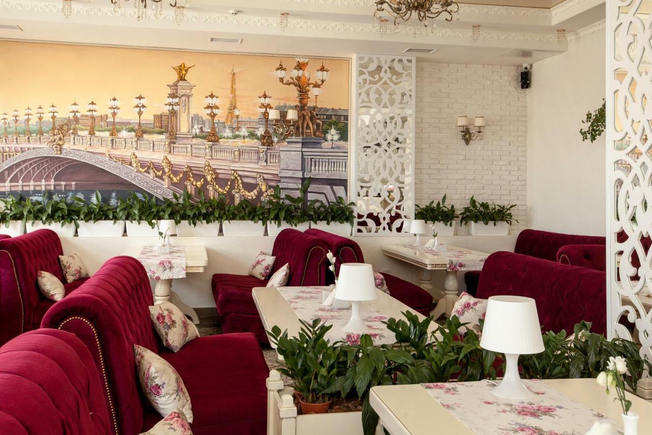 Hotel Mon Ami *